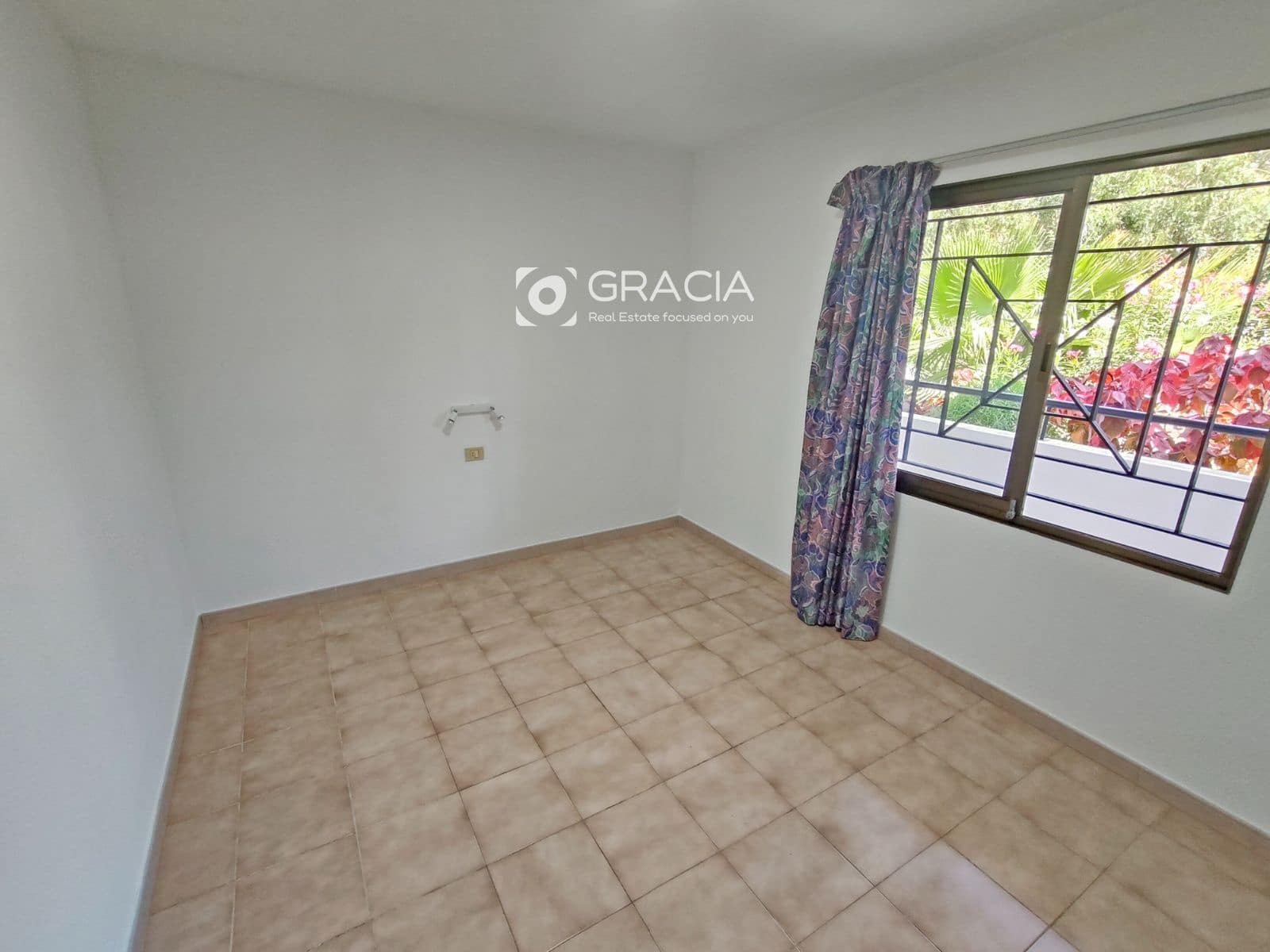 1 soverom Leilighet til salgs i Los Cristianos med svømmebasseng - € 235 000 (Ref: 10133539)