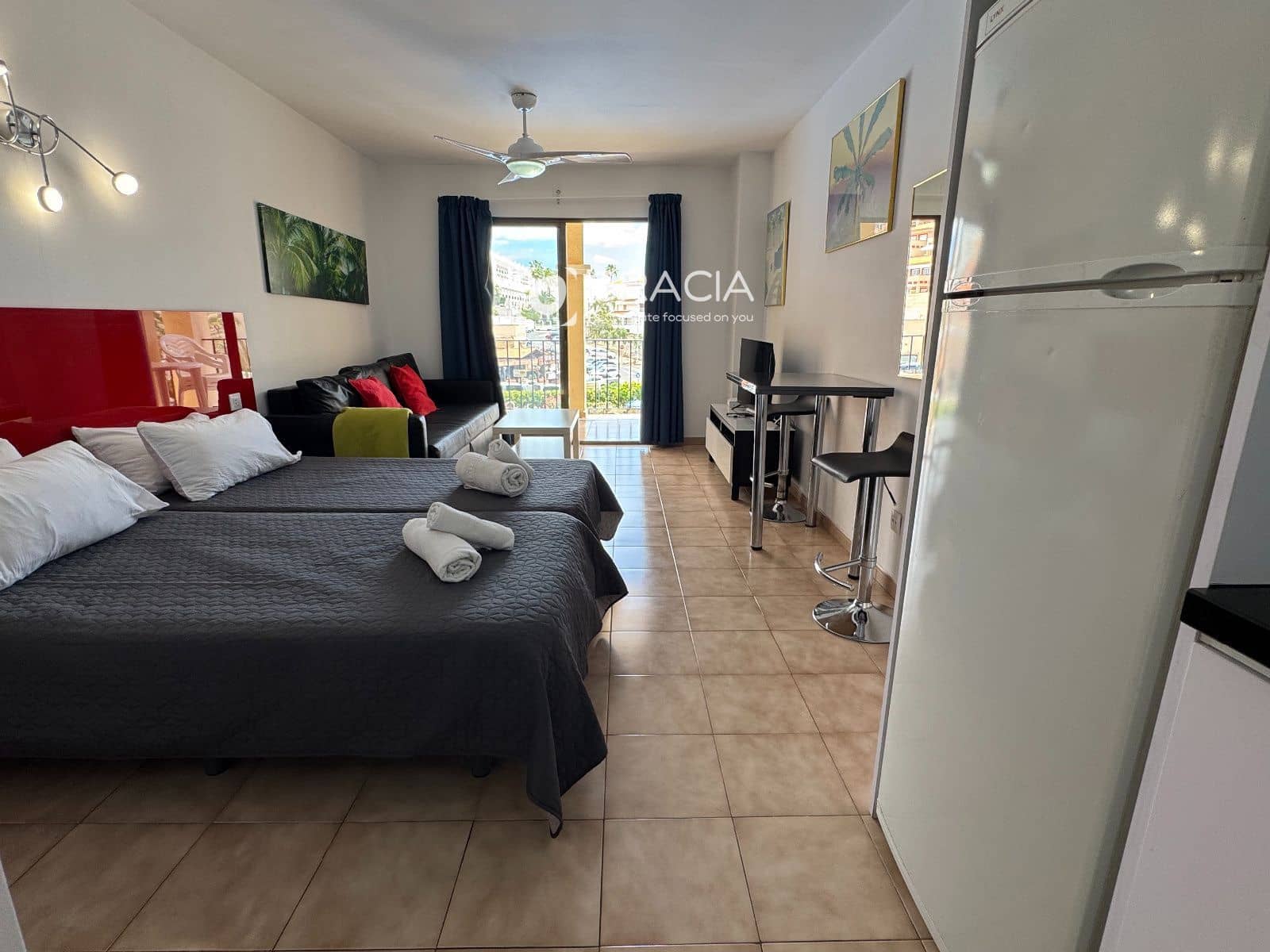 Lejlighed til salg i Los Cristianos med swimmingpool garage - € 235.000 (Ref: 10133544)