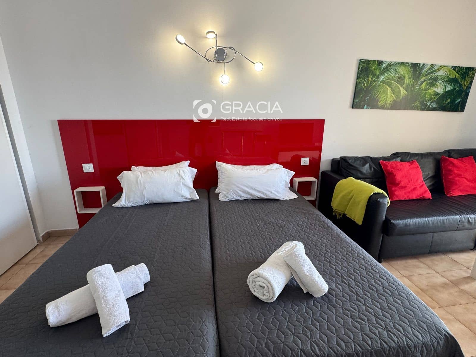 Lejlighed til salg i Los Cristianos med swimmingpool garage - € 235.000 (Ref: 10133544)