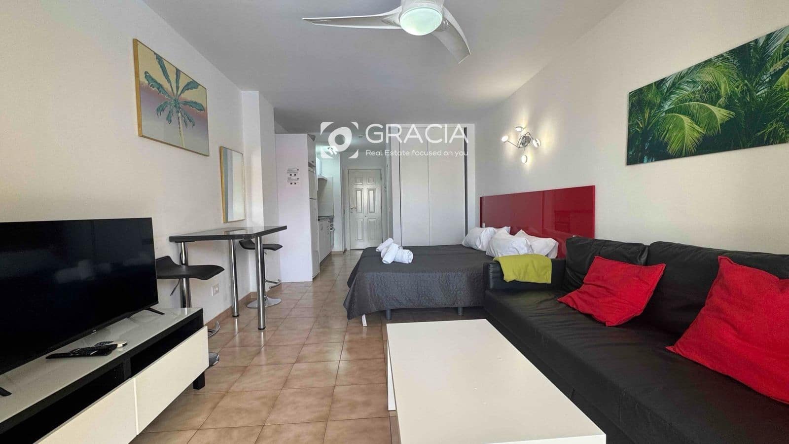Lejlighed til salg i Los Cristianos med swimmingpool garage - € 235.000 (Ref: 10133544)