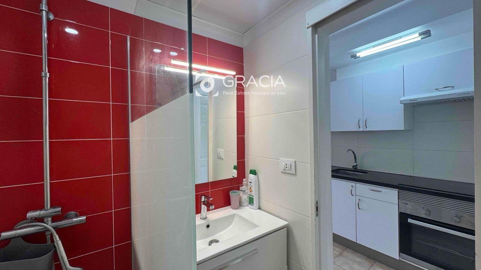 Lejlighed til salg i Los Cristianos med swimmingpool garage - € 235.000 (Ref: 10133544)