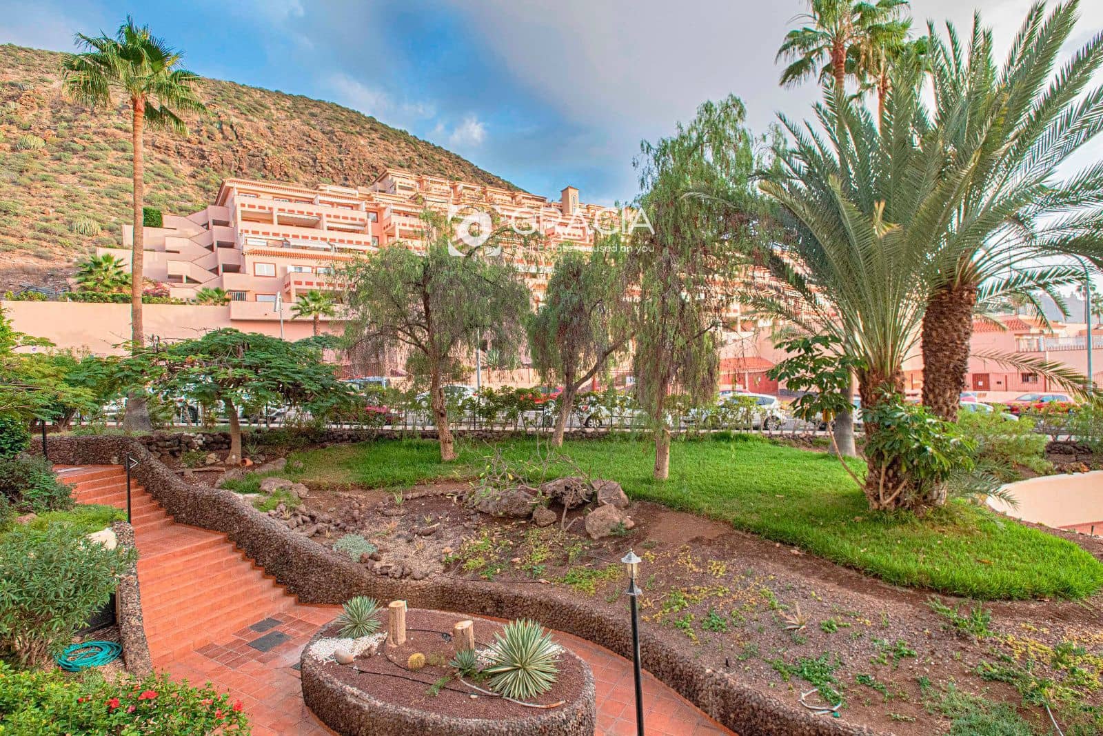 2 quarto Apartamento para venda em Los Cristianos com piscina - 325 000 € (Ref: 10133545)