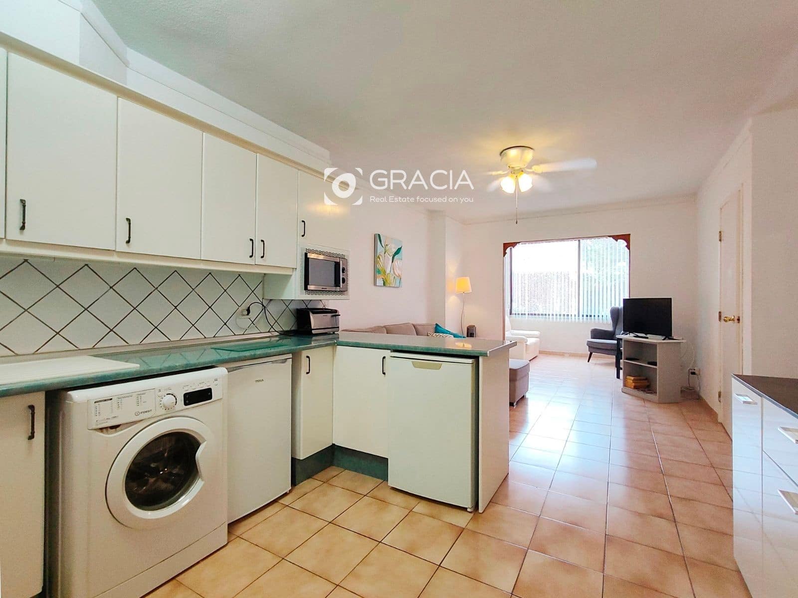 2 quarto Apartamento para venda em Los Cristianos com piscina - 325 000 € (Ref: 10133545)