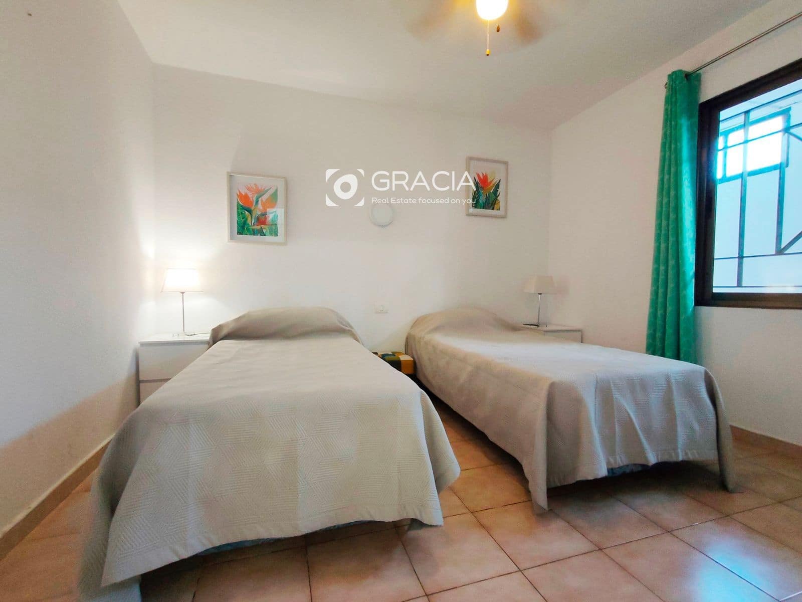 2 quarto Apartamento para venda em Los Cristianos com piscina - 325 000 € (Ref: 10133545)