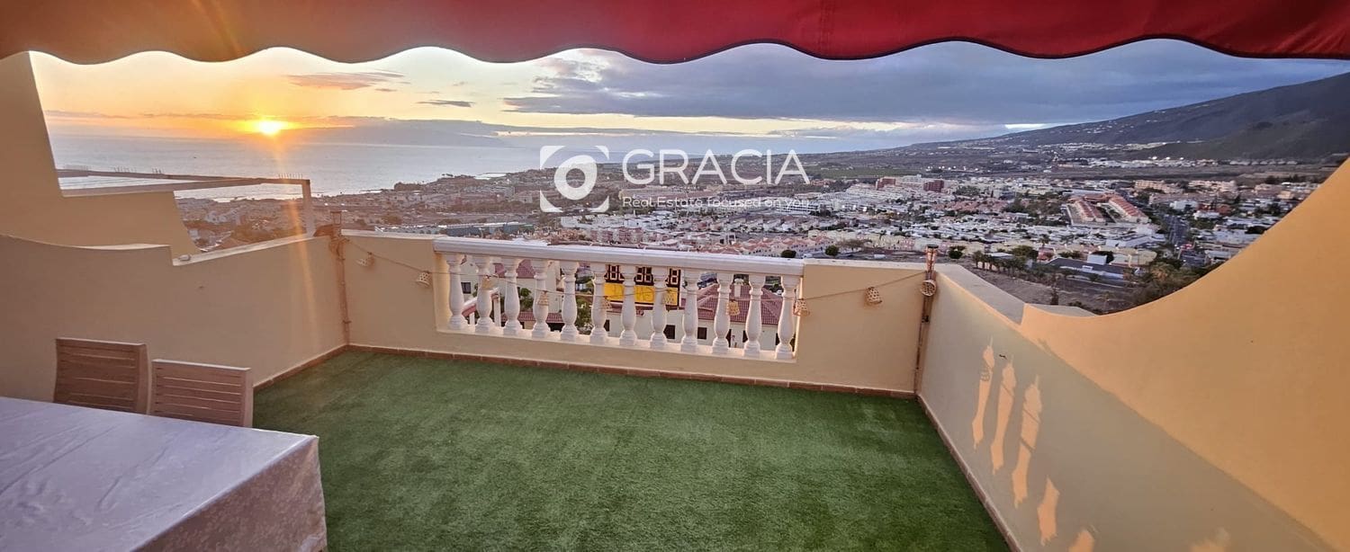 1 soverom Penthouse til salgs i Torviscas med svømmebasseng garasje - € 350 000 (Ref: 10133546)