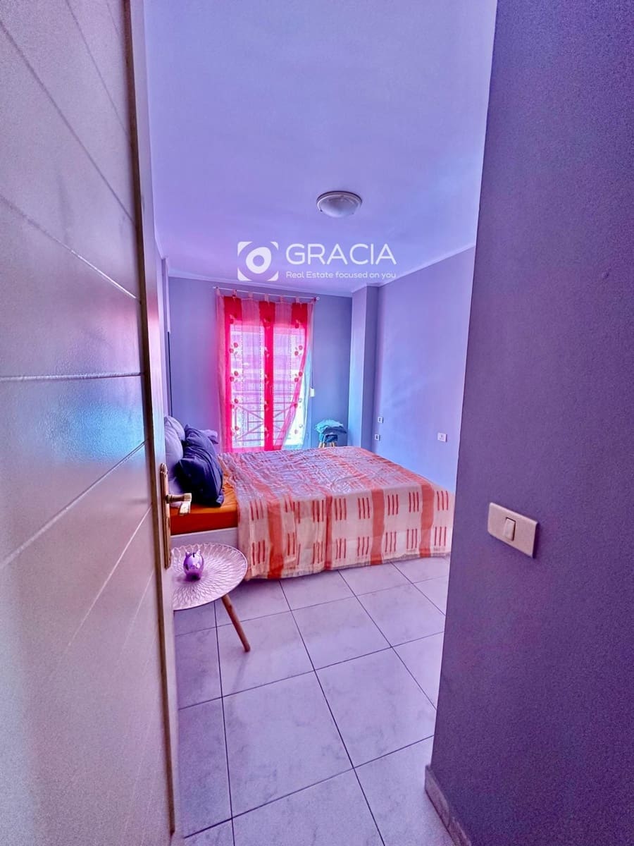 3 bedroom Flat for sale in San Isidro de Abona - € 280,000 (Ref: 10133548)
