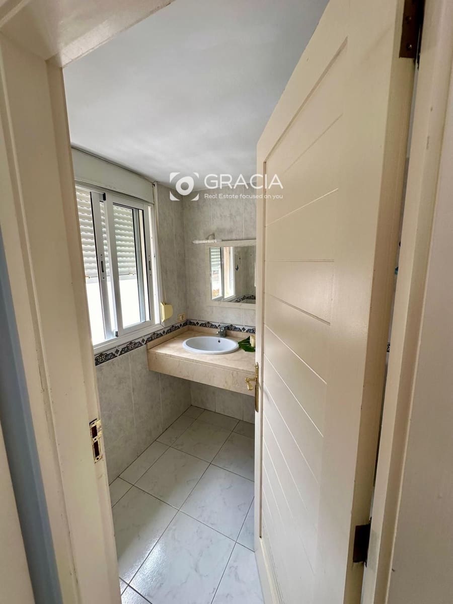 3 bedroom Flat for sale in San Isidro de Abona - € 280,000 (Ref: 10133548)