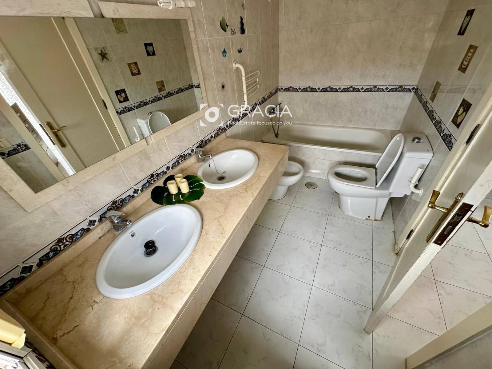 3 bedroom Flat for sale in San Isidro de Abona - € 280,000 (Ref: 10133548)