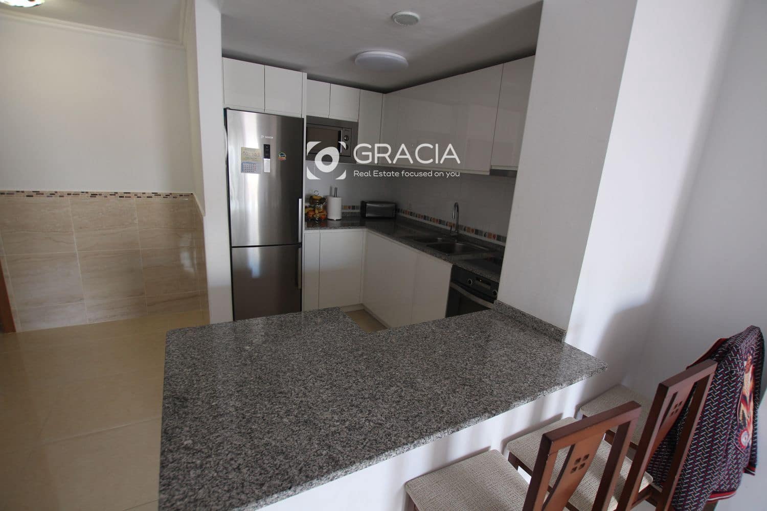 3 bedroom Flat for sale in La Camella with garage - € 294,000 (Ref: 10150209)