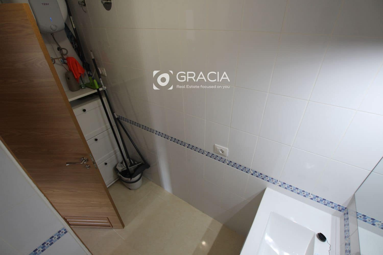 3 bedroom Flat for sale in La Camella with garage - € 294,000 (Ref: 10150209)