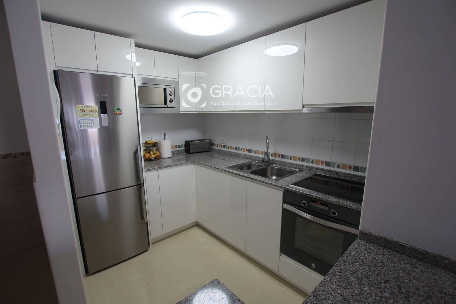 3 bedroom Flat for sale in La Camella with garage - € 294,000 (Ref: 10150209)