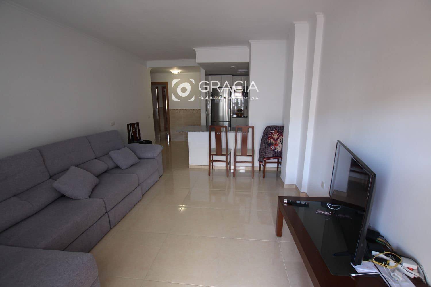 3 bedroom Flat for sale in La Camella with garage - € 294,000 (Ref: 10150209)