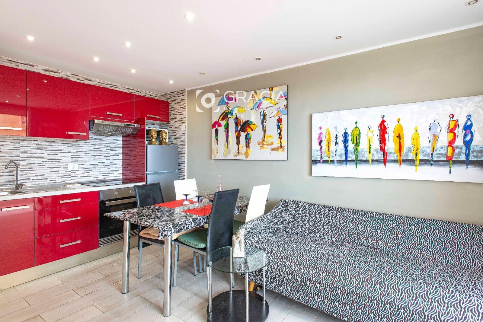 1 slaapkamer Flat te koop in Playa de las Americas met zwembad - € 269.000 (Ref: 10153236)
