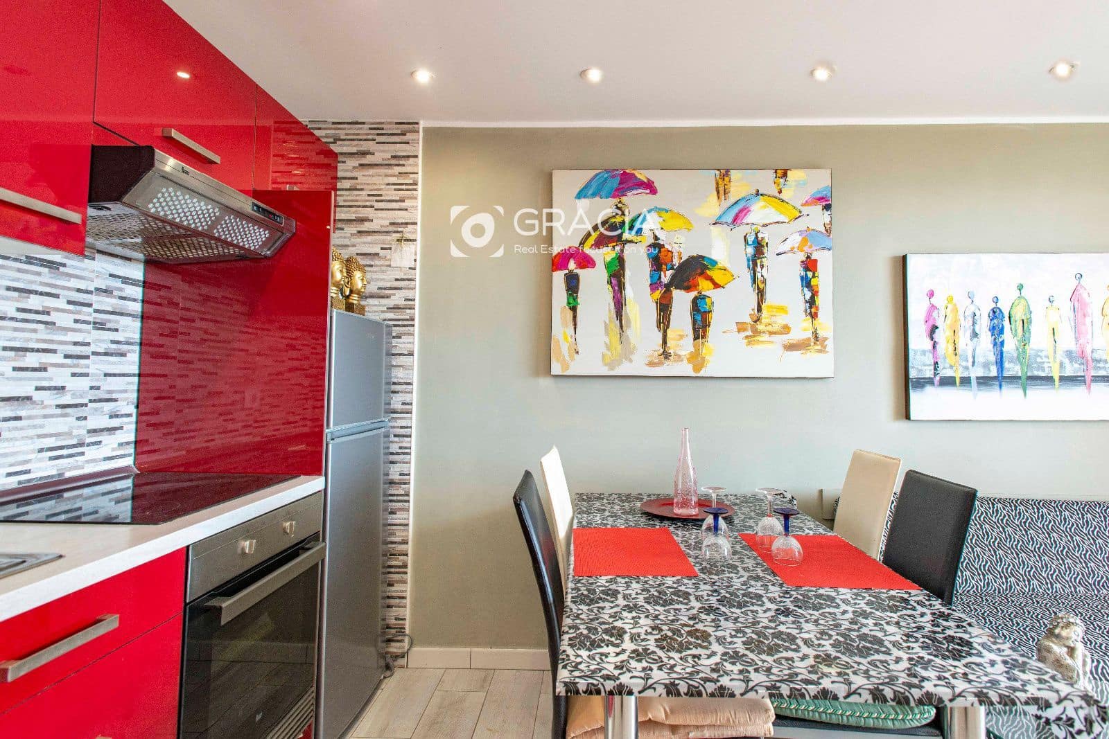 1 slaapkamer Flat te koop in Playa de las Americas met zwembad - € 269.000 (Ref: 10153236)