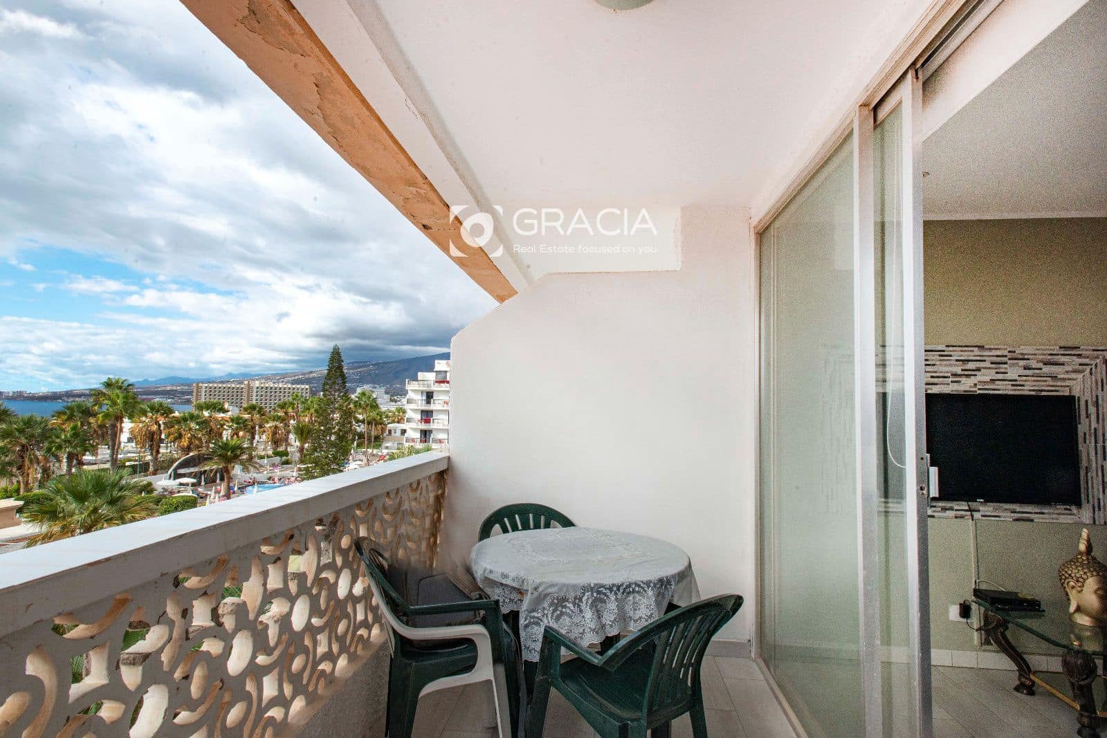 1 slaapkamer Flat te koop in Playa de las Americas met zwembad - € 269.000 (Ref: 10153236)