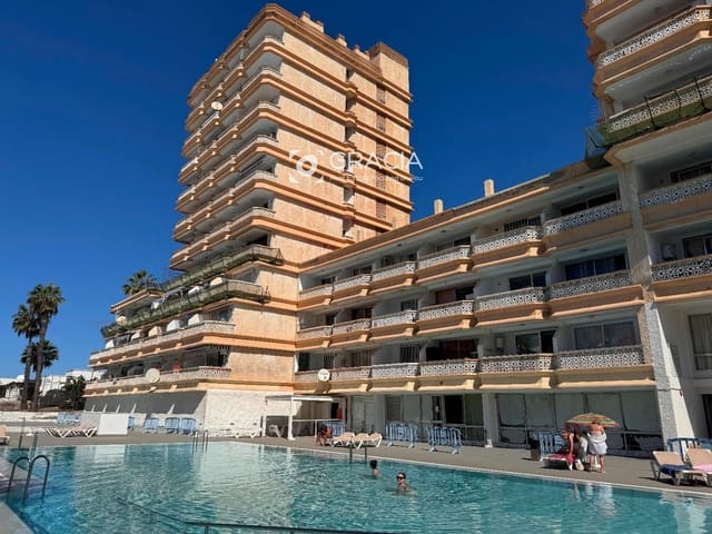 1 slaapkamer Flat te koop in Playa de las Americas, Arona met zwembad - € 269.000 (Ref: 10153236)