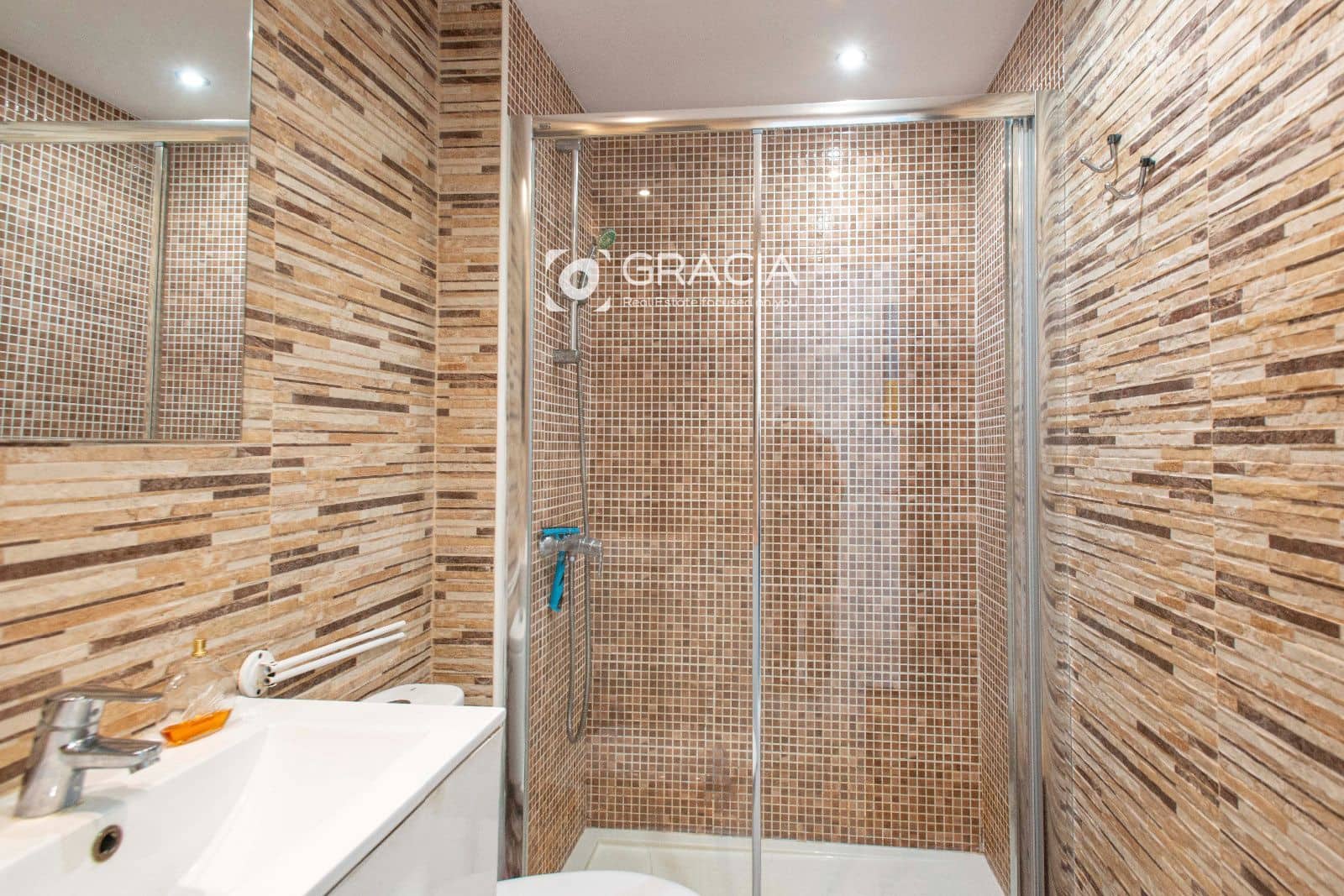 1 slaapkamer Flat te koop in Playa de las Americas met zwembad - € 269.000 (Ref: 10153236)