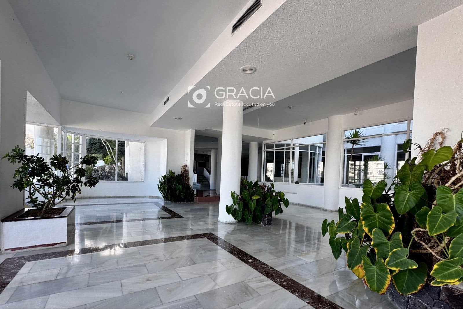 Piso de 1 habitación en Playa Paraiso en venta con piscina - 269.000 € (Ref: 10154130)