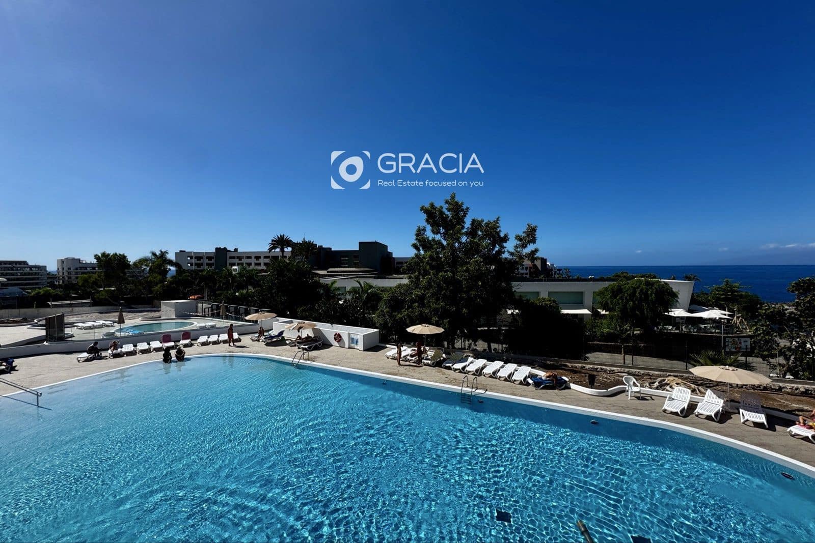 Piso de 1 habitación en Playa Paraiso en venta con piscina - 269.000 € (Ref: 10154130)