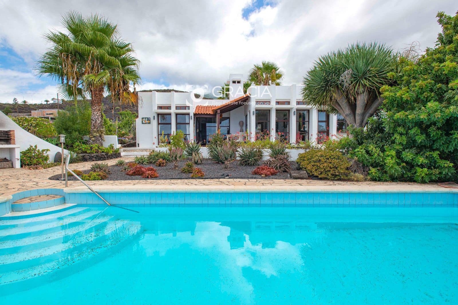 3 quarto Moradia para venda em Tazacorte com piscina - 820 000 € (Ref: 10161999)