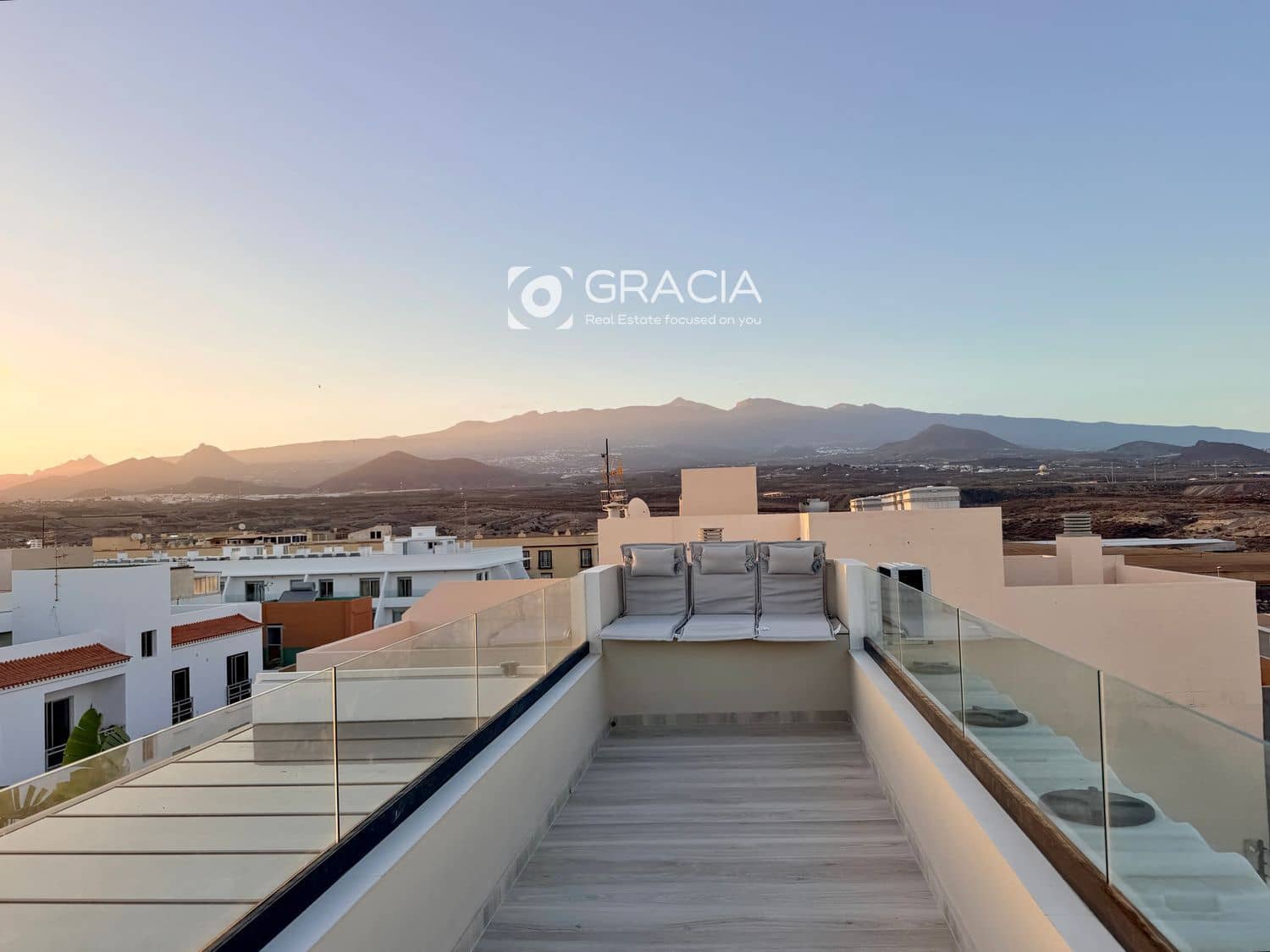 1 slaapkamer Penthouse te koop in Los Abrigos - € 459.000 (Ref: 10162052)