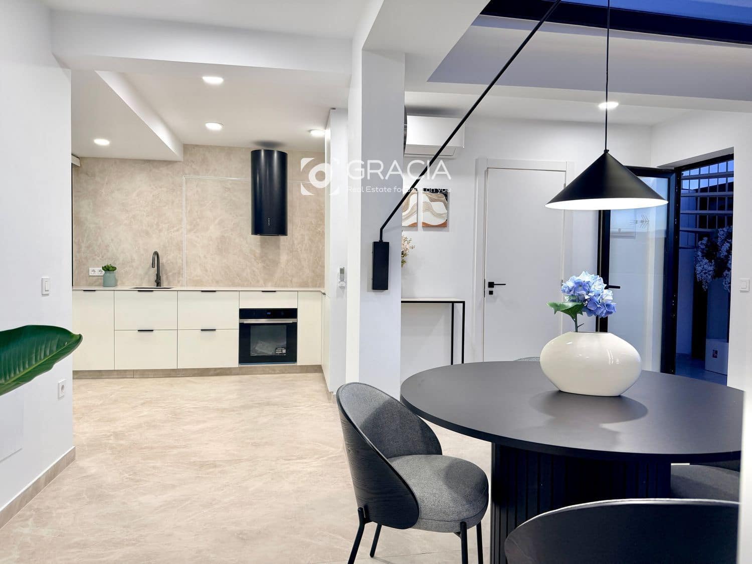 1 slaapkamer Penthouse te koop in Los Abrigos - € 459.000 (Ref: 10162052)