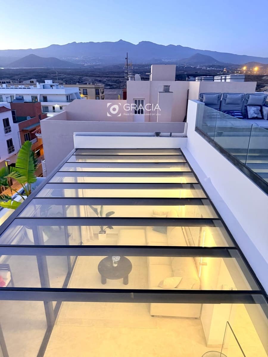 1 slaapkamer Penthouse te koop in Los Abrigos - € 459.000 (Ref: 10162052)