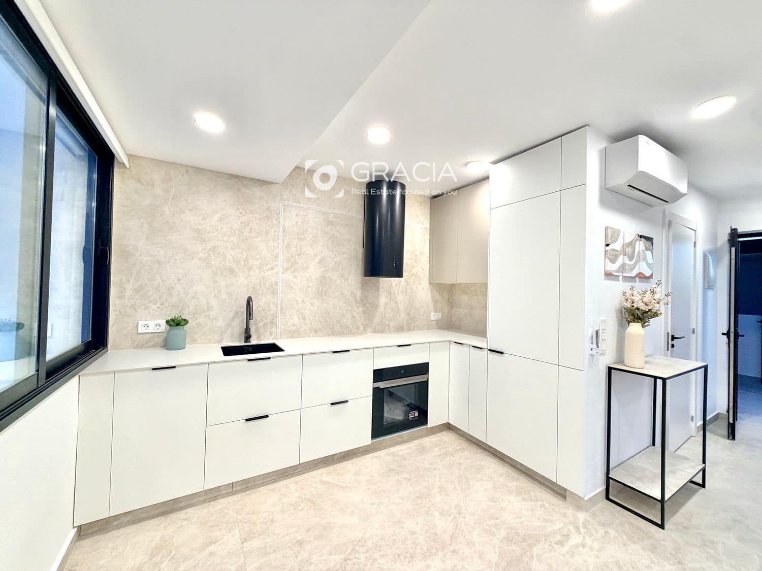 1 slaapkamer Penthouse te koop in Los Abrigos - € 459.000 (Ref: 10162052)