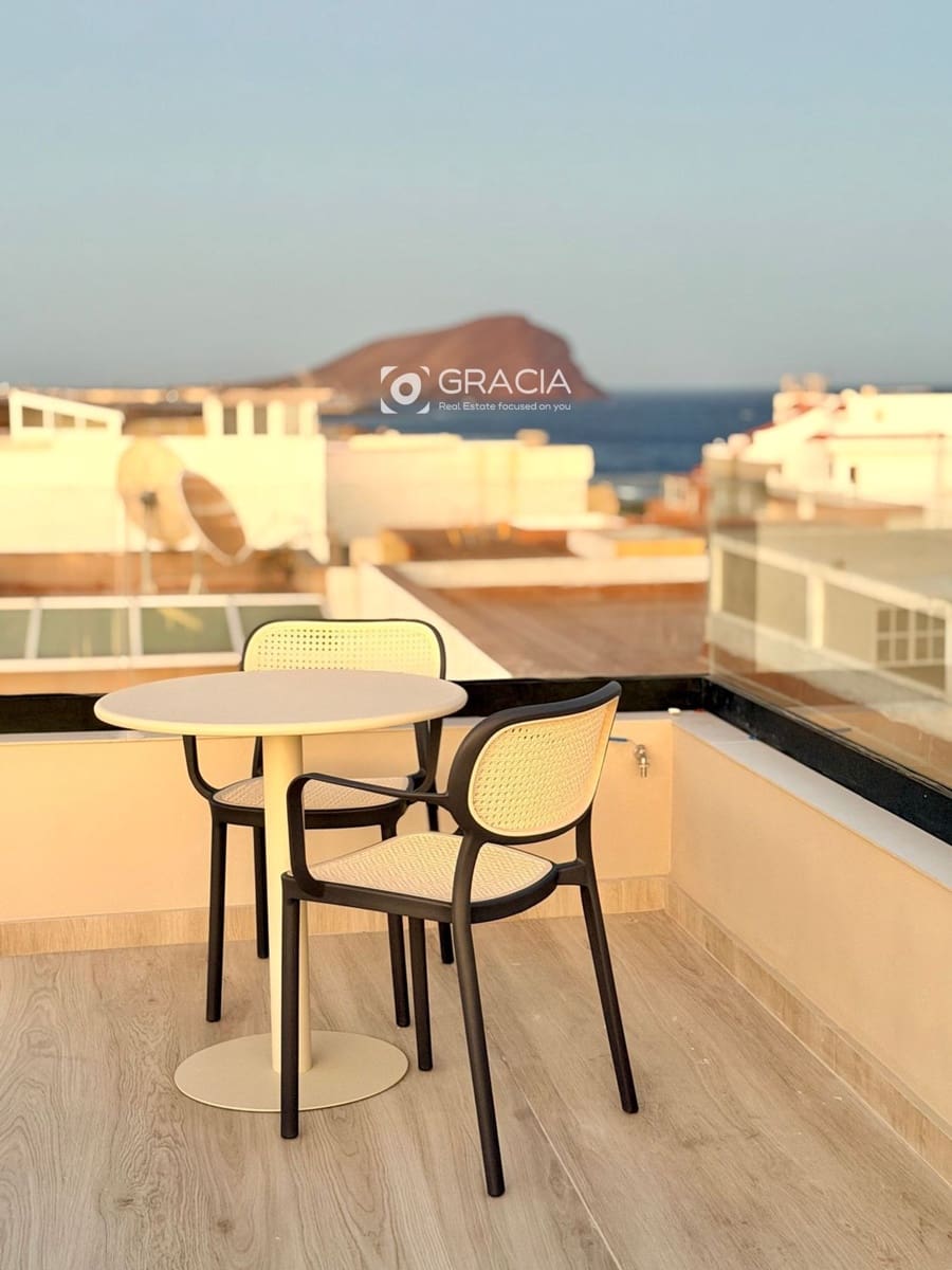 1 slaapkamer Penthouse te koop in Los Abrigos - € 459.000 (Ref: 10162052)
