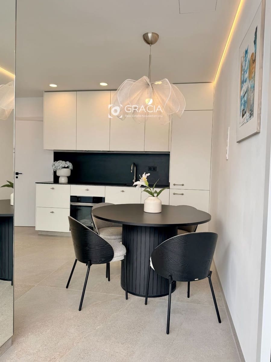 2 soveværelse Lejlighed til salg i Los Abrigos - € 345.000 (Ref: 10162053)