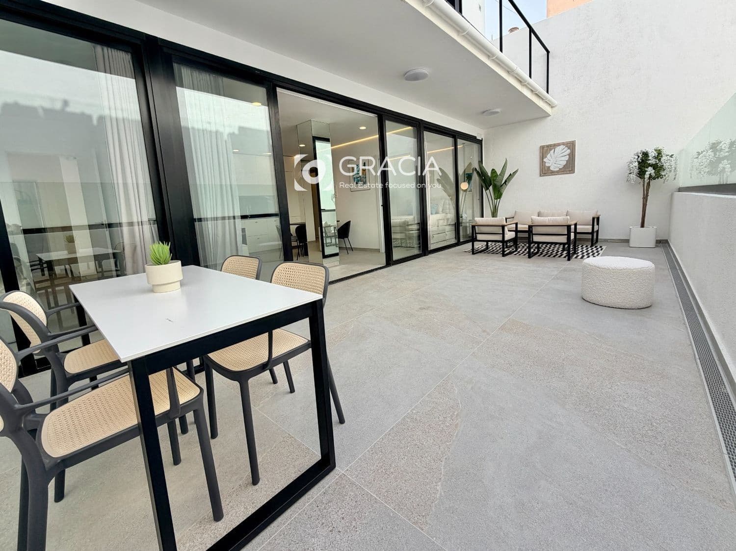 2 soveværelse Lejlighed til salg i Los Abrigos - € 345.000 (Ref: 10162053)