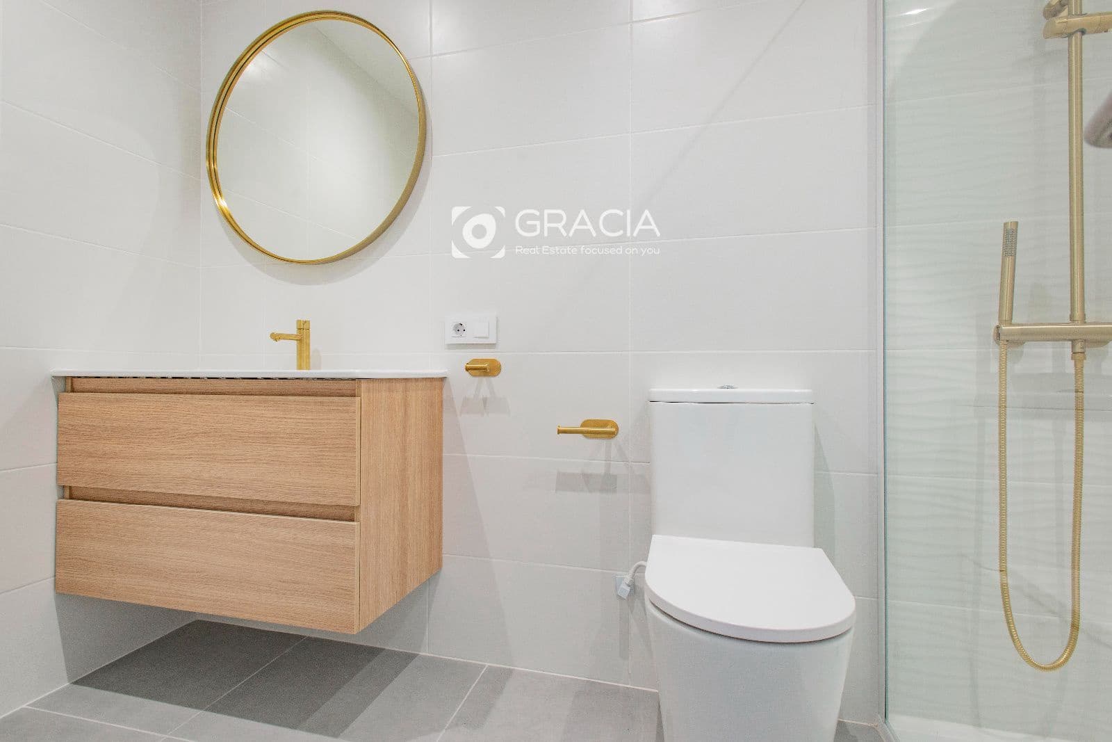 Apartamento para venda em Playa Paraiso com piscina - 225 000 € (Ref: 10172365)