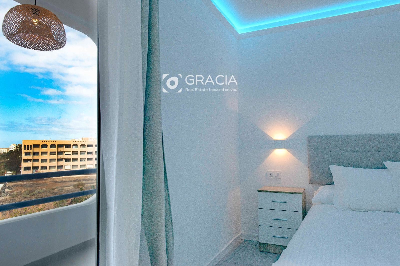 Apartamento para venda em Playa Paraiso com piscina - 225 000 € (Ref: 10172365)