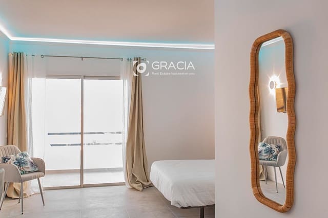 Apartamento para venda em Playa Paraiso, Adeje com piscina - 225 000 € (Ref: 10172365)