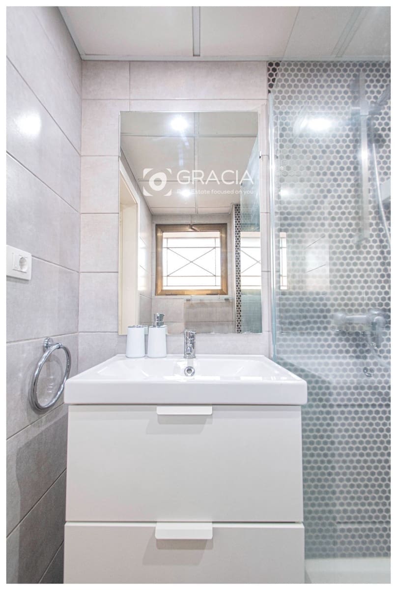 Lejlighed til salg i Los Cristianos med swimmingpool garage - € 204.900 (Ref: 10172366)
