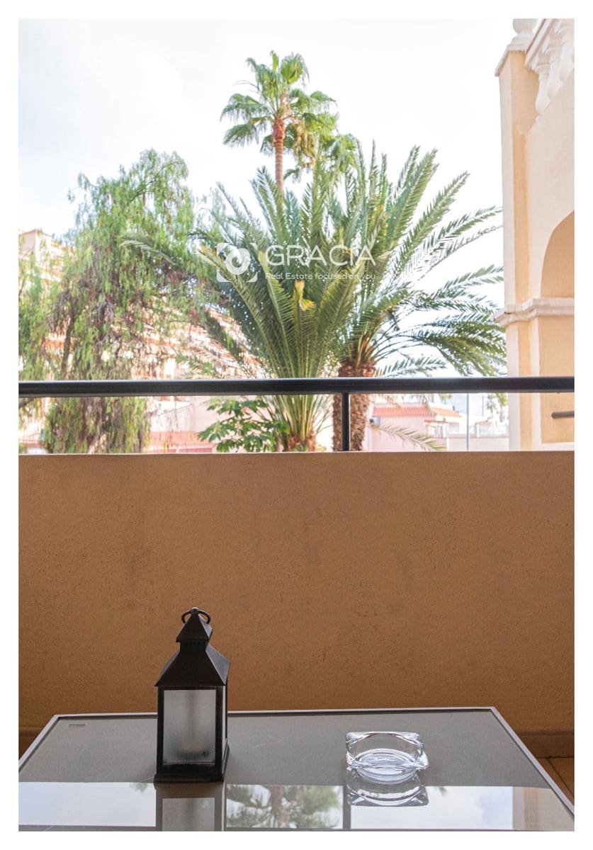 Lejlighed til salg i Los Cristianos med swimmingpool garage - € 204.900 (Ref: 10172366)