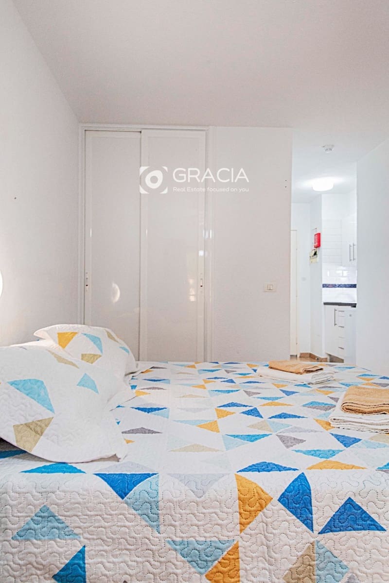 Lejlighed til salg i Los Cristianos med swimmingpool garage - € 204.900 (Ref: 10172366)