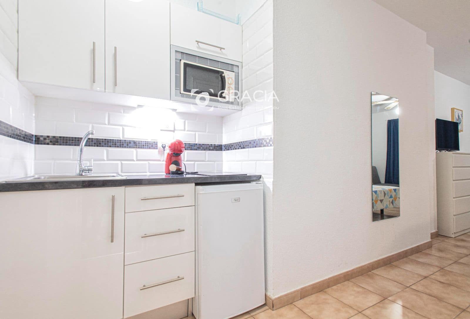 Lejlighed til salg i Los Cristianos med swimmingpool garage - € 204.900 (Ref: 10172366)