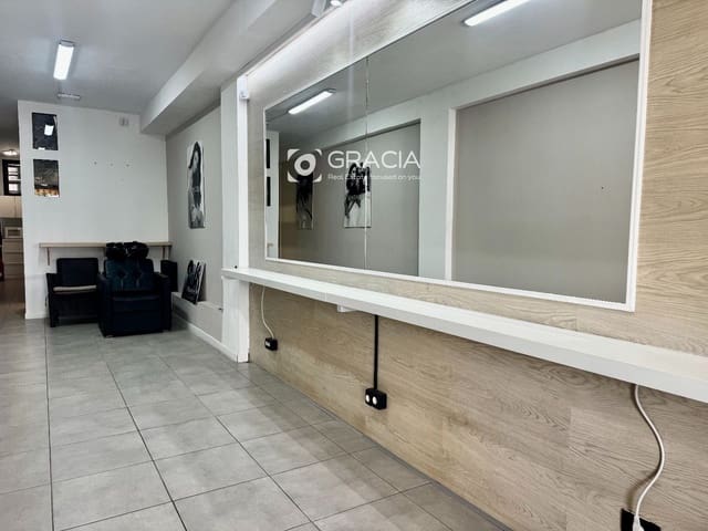 Commercieel te huur in Los Cristianos, Arona - € 1.100 (Ref: 10185968)