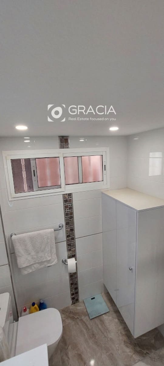 2 slaapkamer Flat te koop in Costa Adeje met zwembad garage - € 335.000 (Ref: 9552944)