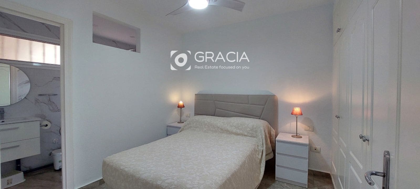 2 slaapkamer Flat te koop in Costa Adeje met zwembad garage - € 335.000 (Ref: 9552944)