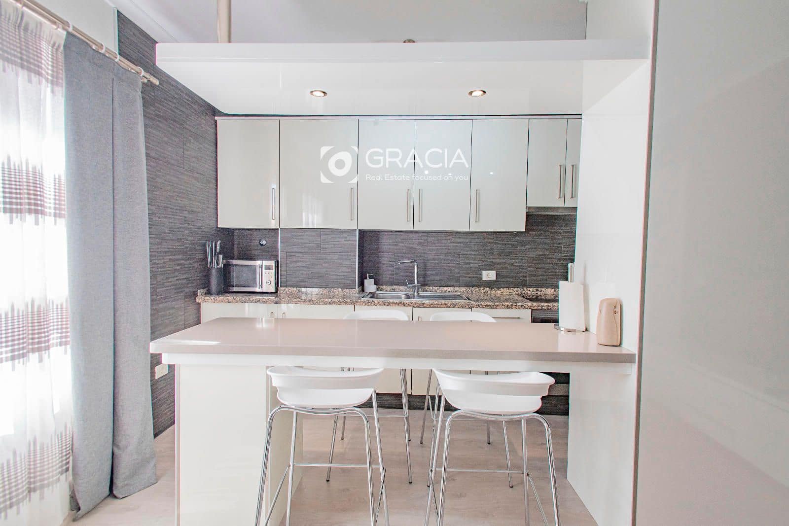 2 sovrum Lägenhet att hyra i Las Chafiras (San Miguel) med garage - 1 200 € (Ref: 9552945)