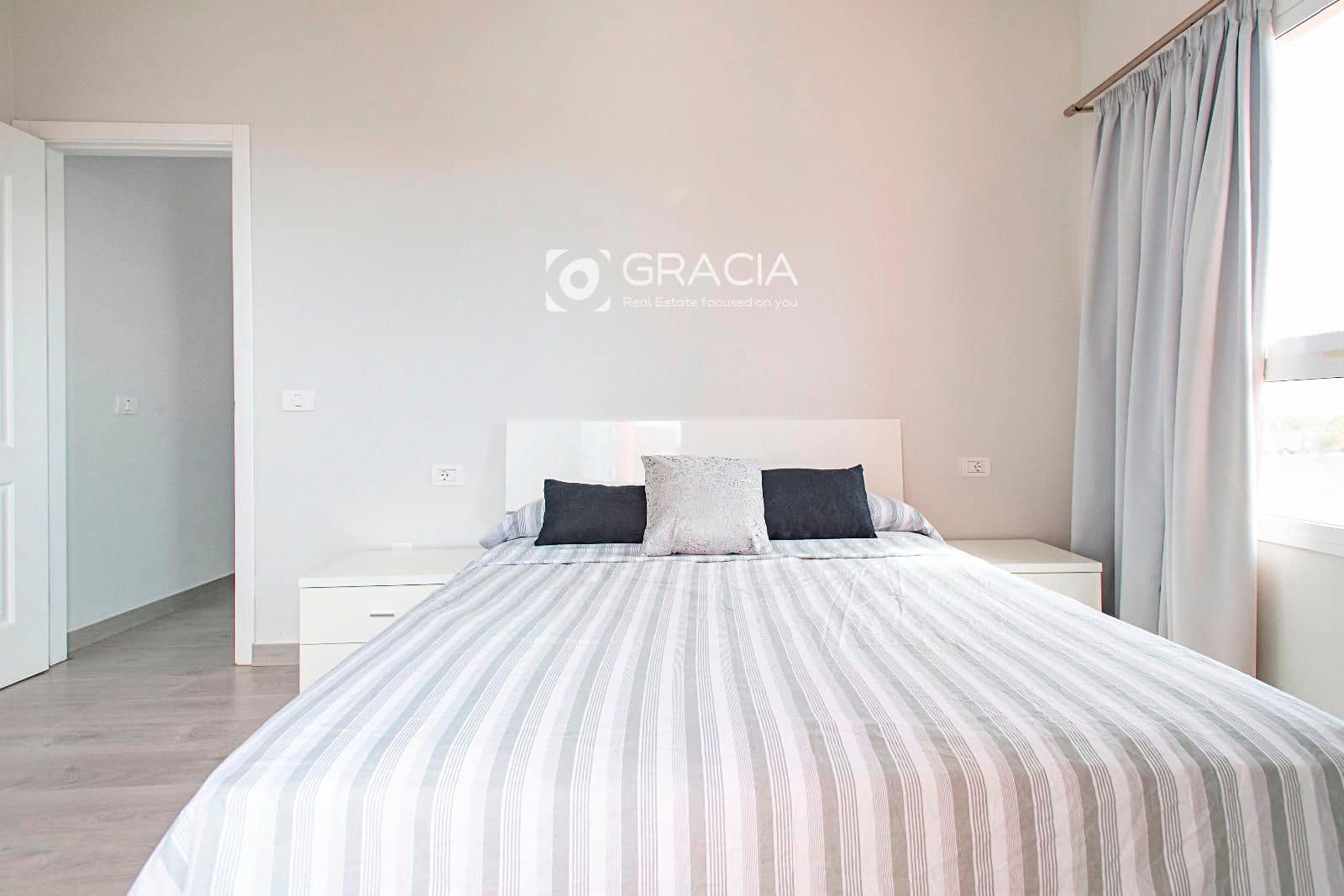 2 sovrum Lägenhet att hyra i Las Chafiras (San Miguel) med garage - 1 200 € (Ref: 9552945)