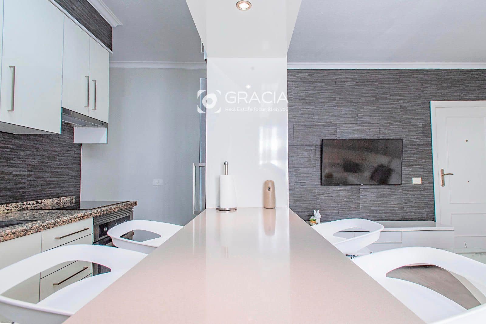 2 sovrum Lägenhet att hyra i Las Chafiras (San Miguel) med garage - 1 200 € (Ref: 9552945)