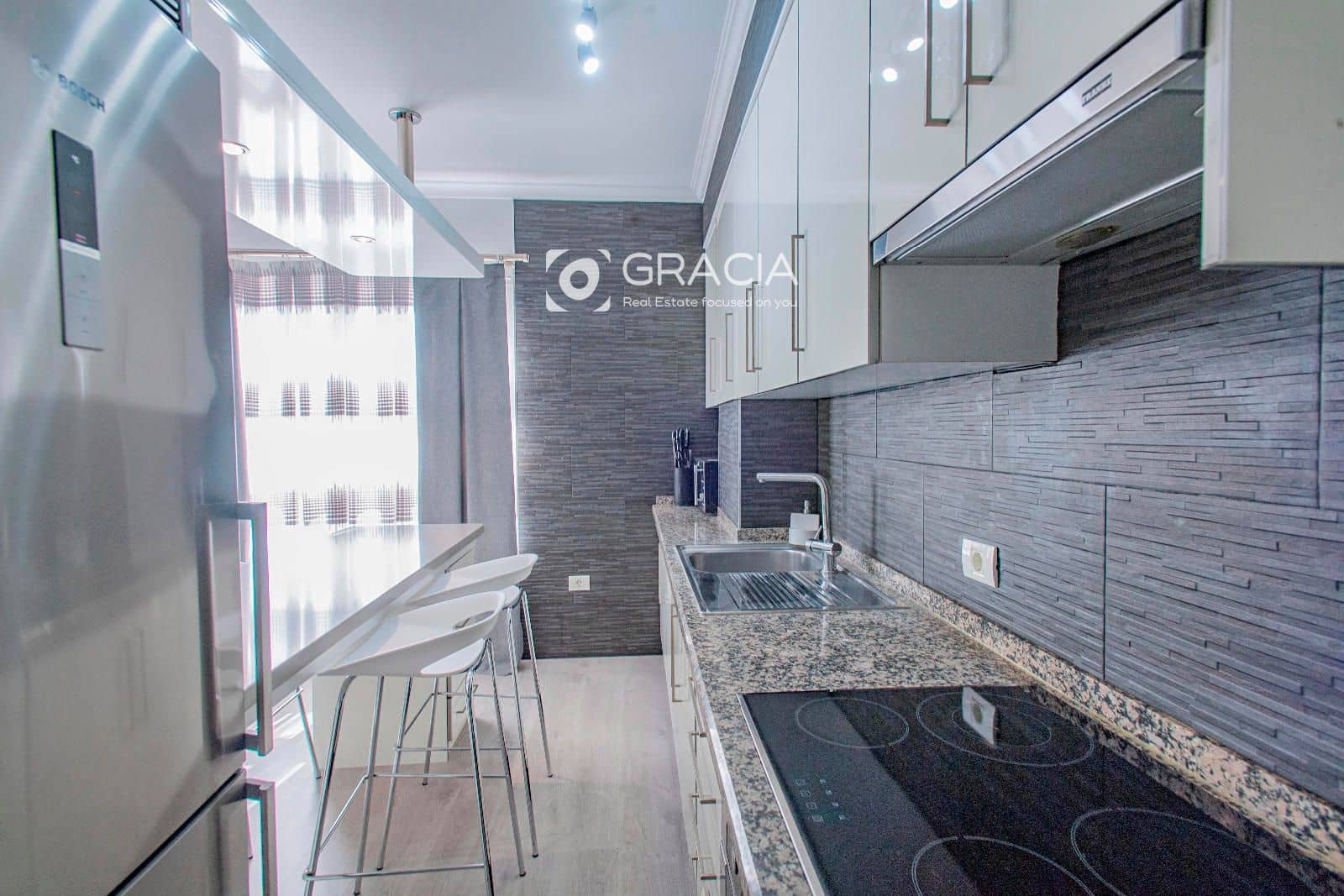 2 sovrum Lägenhet att hyra i Las Chafiras (San Miguel) med garage - 1 200 € (Ref: 9552945)