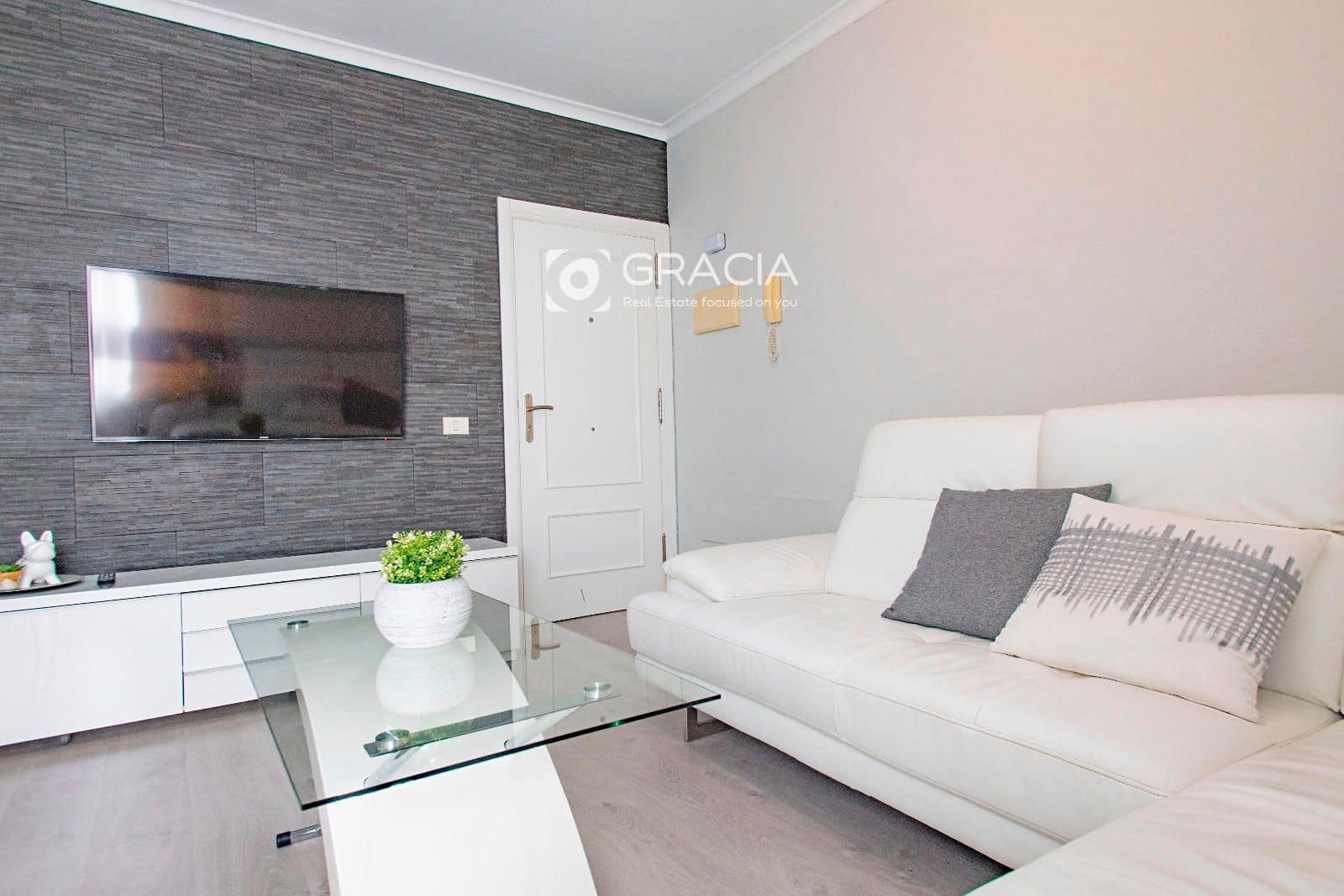 2 sovrum Lägenhet att hyra i Las Chafiras (San Miguel) med garage - 1 200 € (Ref: 9552945)