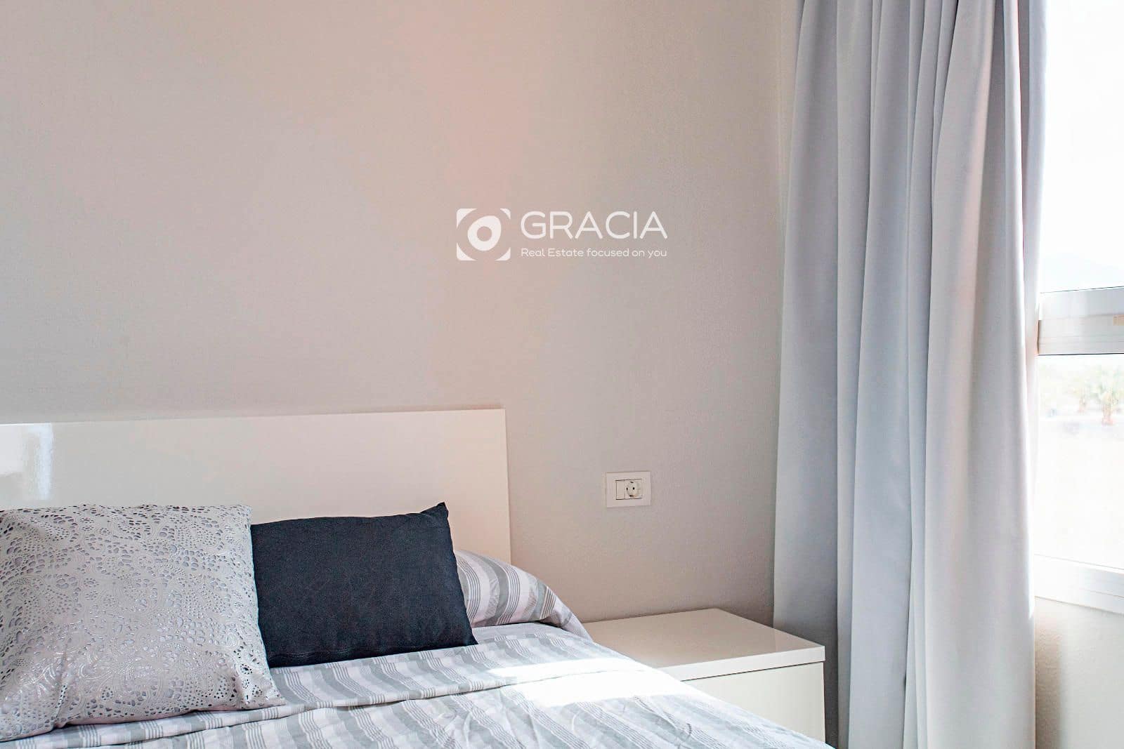 2 sovrum Lägenhet att hyra i Las Chafiras (San Miguel) med garage - 1 200 € (Ref: 9552945)