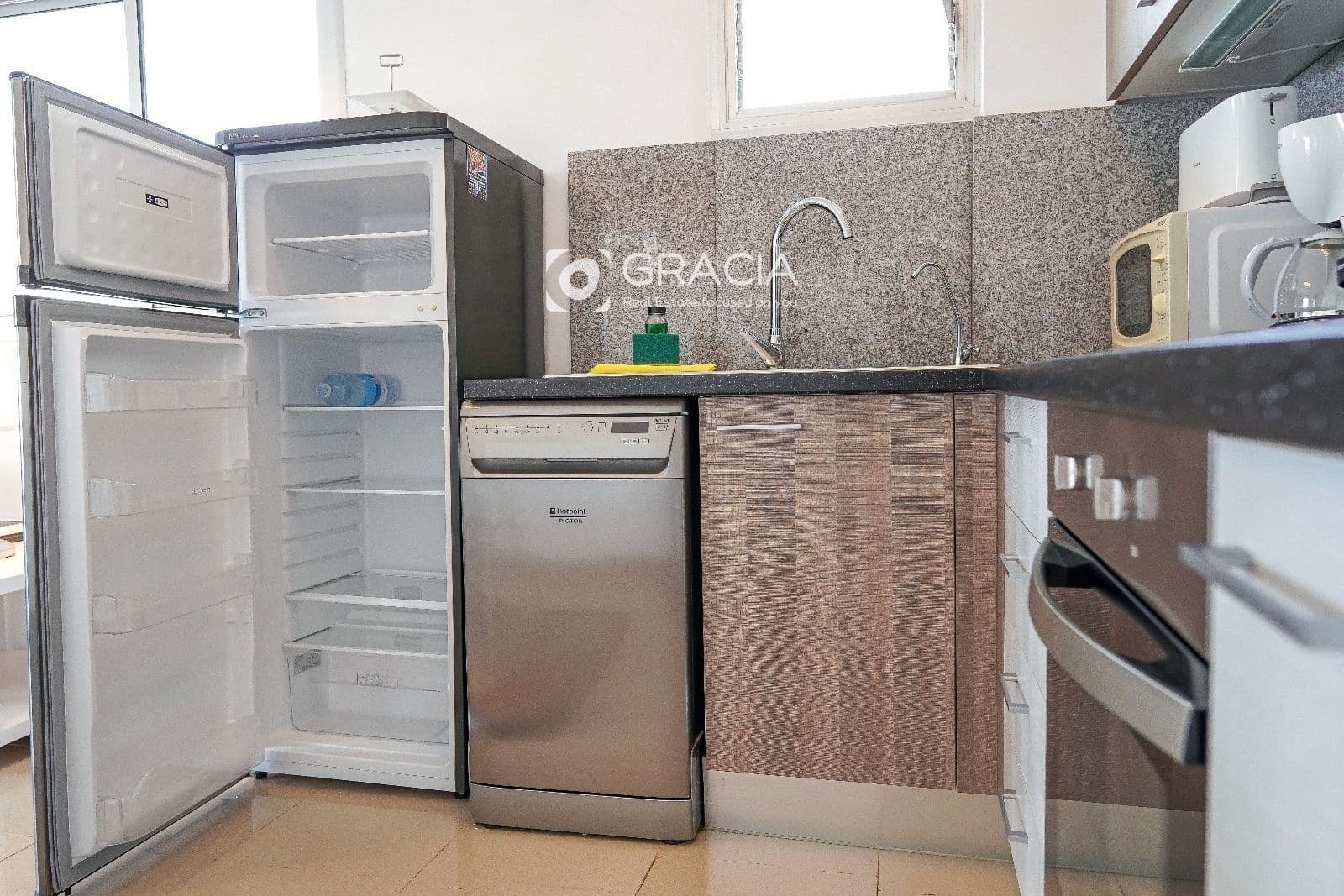 Piso de 2 habitaciones en Playa Paraiso en venta con piscina - 395.000 € (Ref: 9552948)