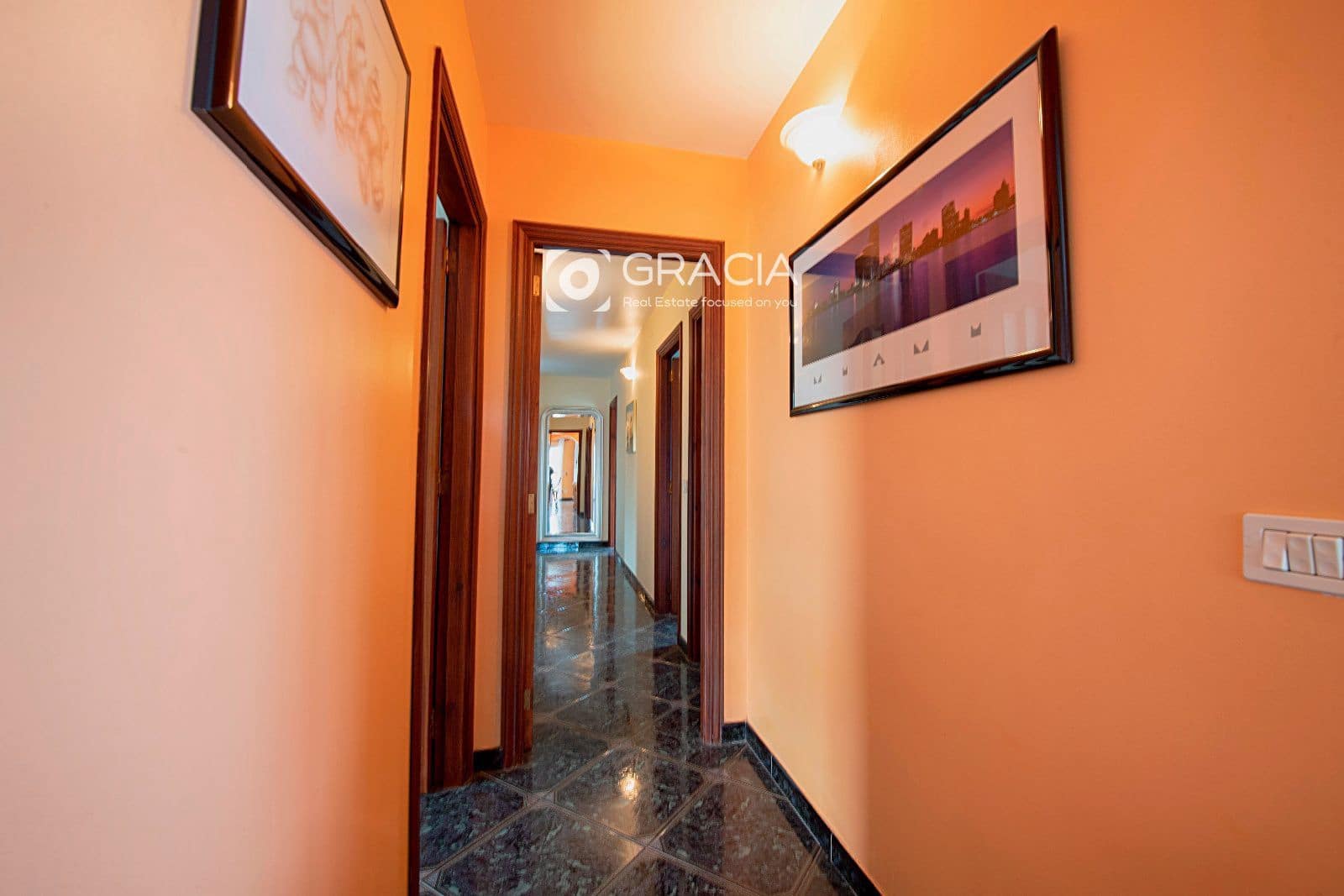 6 sypialnia Dom na sprzedaż w Adeje z garażem - 750 000 € (Ref: 9552949)