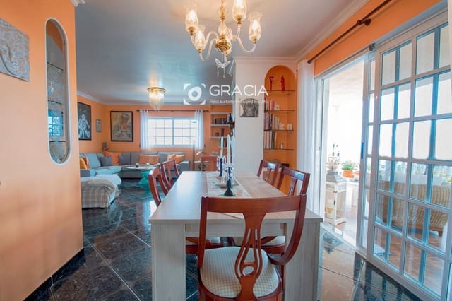 6 sypialnia Dom na sprzedaż w Tijoco, Adeje z garażem - 750 000 € (Ref: 9552949)